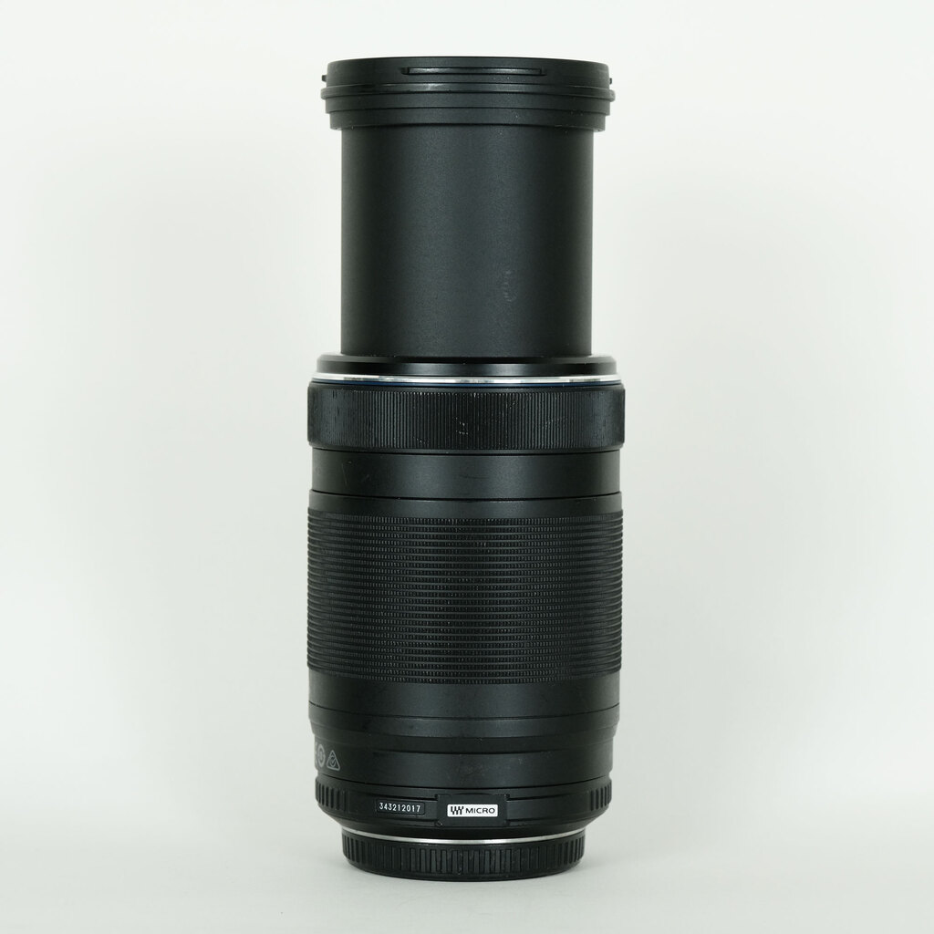 OLYMPUS M.ZUIKO DIGITAL ED 75-300mm F4.8-6.7 II OLYMPUS M.ZUIKO DIGITAL ED 75-300mm F4.8-6.7 II