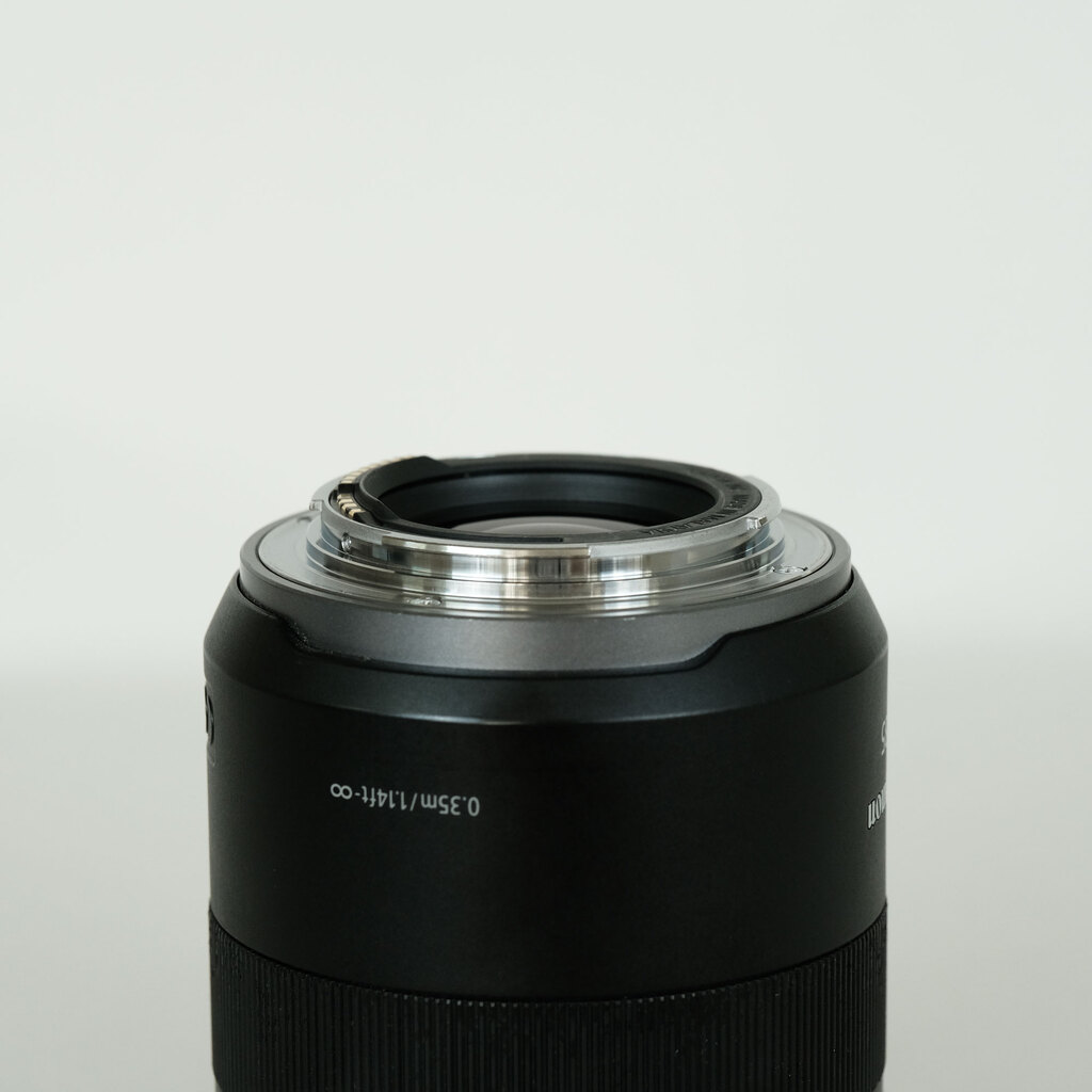 Canon RF85mm F2 MACRO IS STMの出品 | ONE SCENE（ワンシーン）
