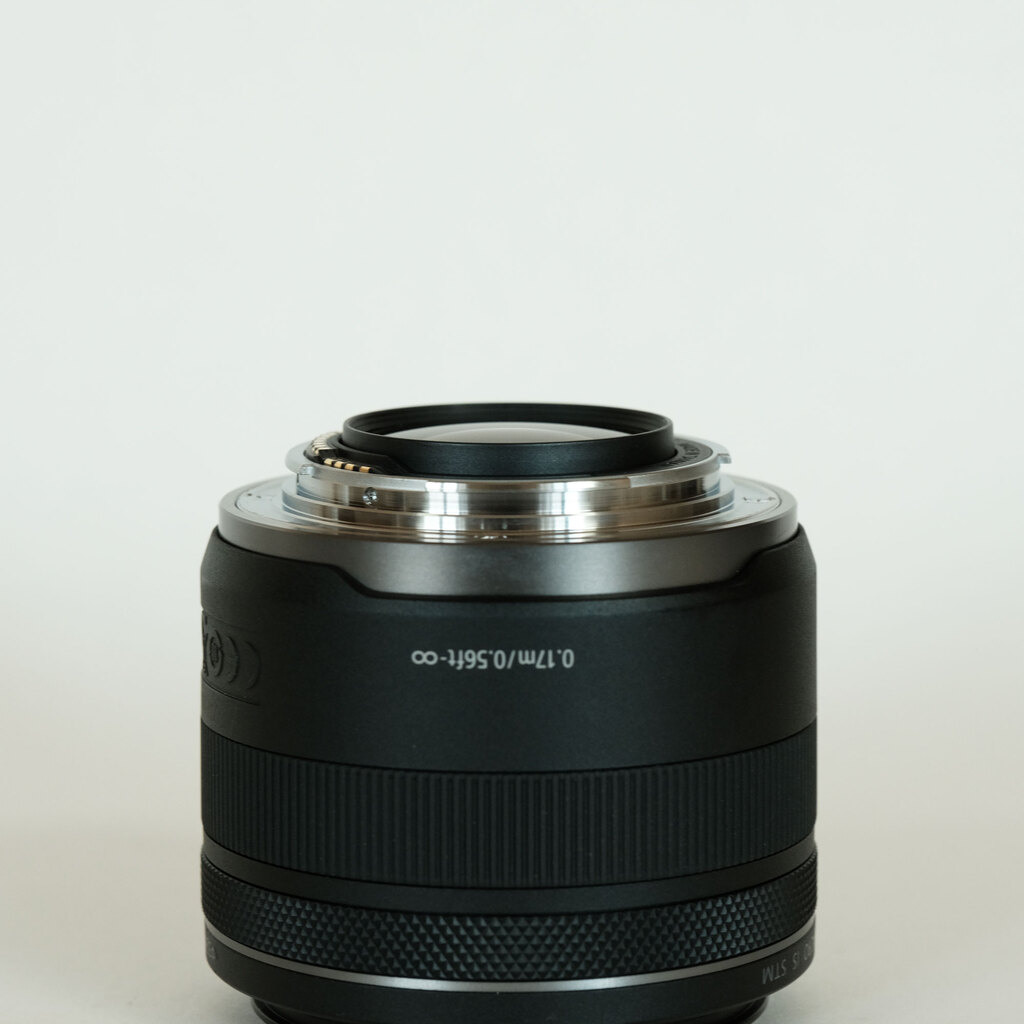Canon RF35mm F1.8 MACRO IS STM