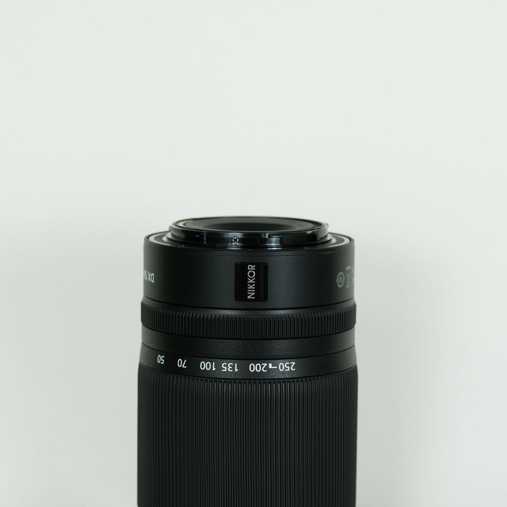 Nikon NIKKOR Z DX 50-250mm f/4.5-6.3 VR Nikon NIKKOR Z DX 50-250mm f/4.5-6.3 VR