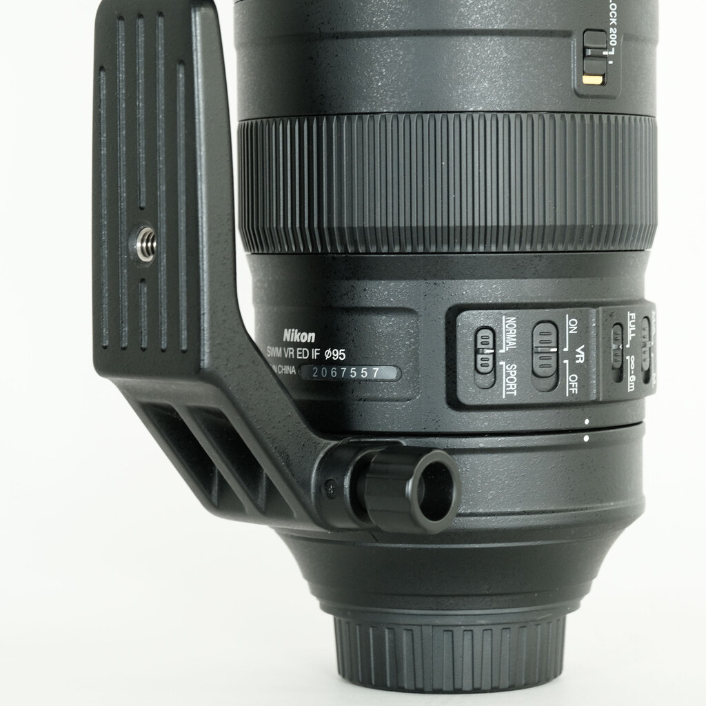 Nikon AF-S NIKKOR 200-500mm f/5.6E ED VR Nikon AF-S NIKKOR 200-500mm f/5.6E ED VR