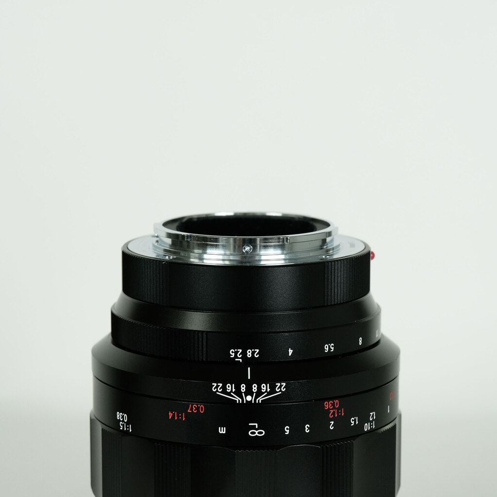 Voigtlander MACRO APO-LANTHAR 110mm F2.5 E-mount(ソニーE用) Voigtlander MACRO APO-LANTHAR 110mm F2.5 E-mount(ソニーE用)