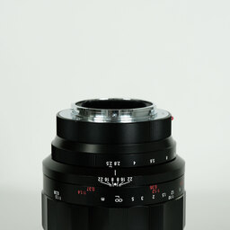 Voigtlander MACRO APO-LANTHAR 110mm F2.5 E-mount(ソニーE用) Voigtlander MACRO APO-LANTHAR 110mm F2.5 E-mount(ソニーE用)