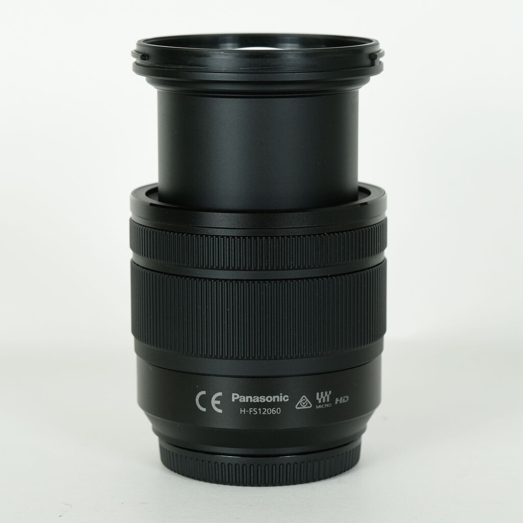 Panasonic LUMIX G VARIO 12-60mm / F3.5-5.6 ASPH. / POWER O.I.S. Panasonic LUMIX G VARIO 12-60mm / F3.5-5.6 ASPH. / POWER O.I.S.