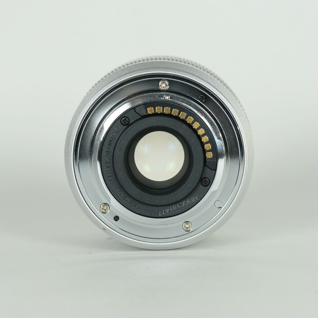 Panasonic LUMIX G 25mm F1.7 ASPH. Panasonic LUMIX G 25mm F1.7 ASPH.