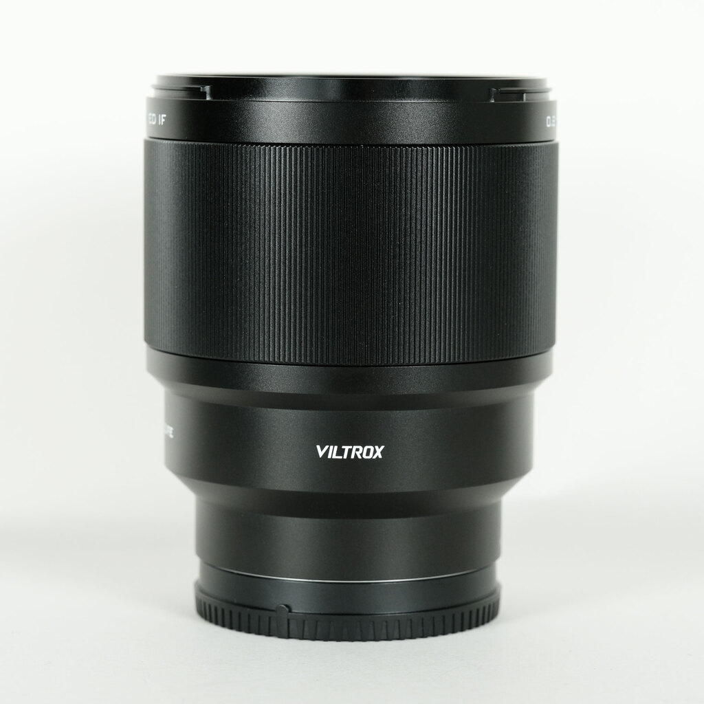 VILTROX AF 85mm F1.8 II [ソニーE用]の出品 | ONE SCENE（ワン