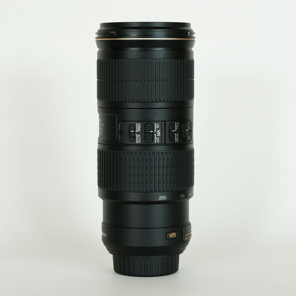 Nikon AF-S NIKKOR 70-200mm f/4G ED VR Nikon AF-S NIKKOR 70-200mm f/4G ED VR