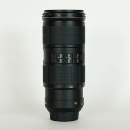 Nikon AF-S NIKKOR 70-200mm f/4G ED VR Nikon AF-S NIKKOR 70-200mm f/4G ED VR