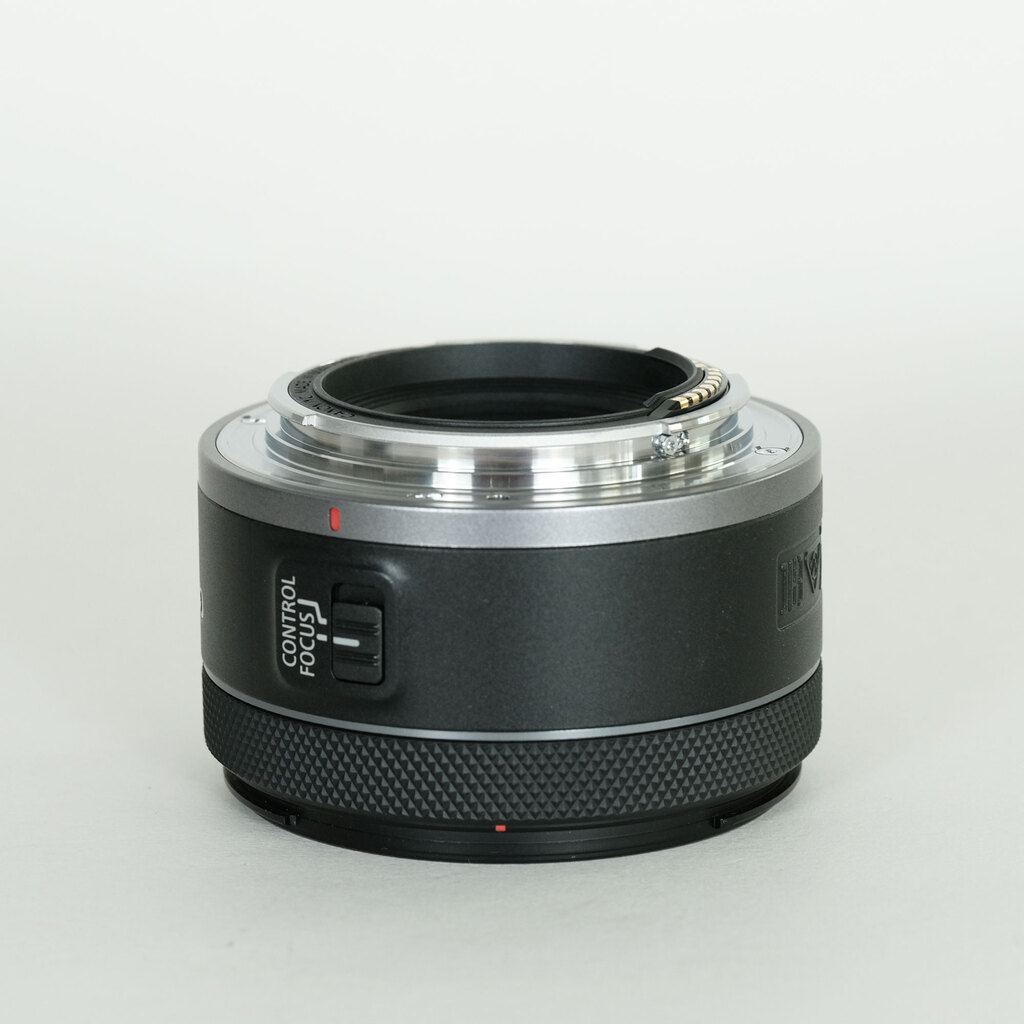 Canon RF50mm F1.8 STM Canon RF50mm F1.8 STM