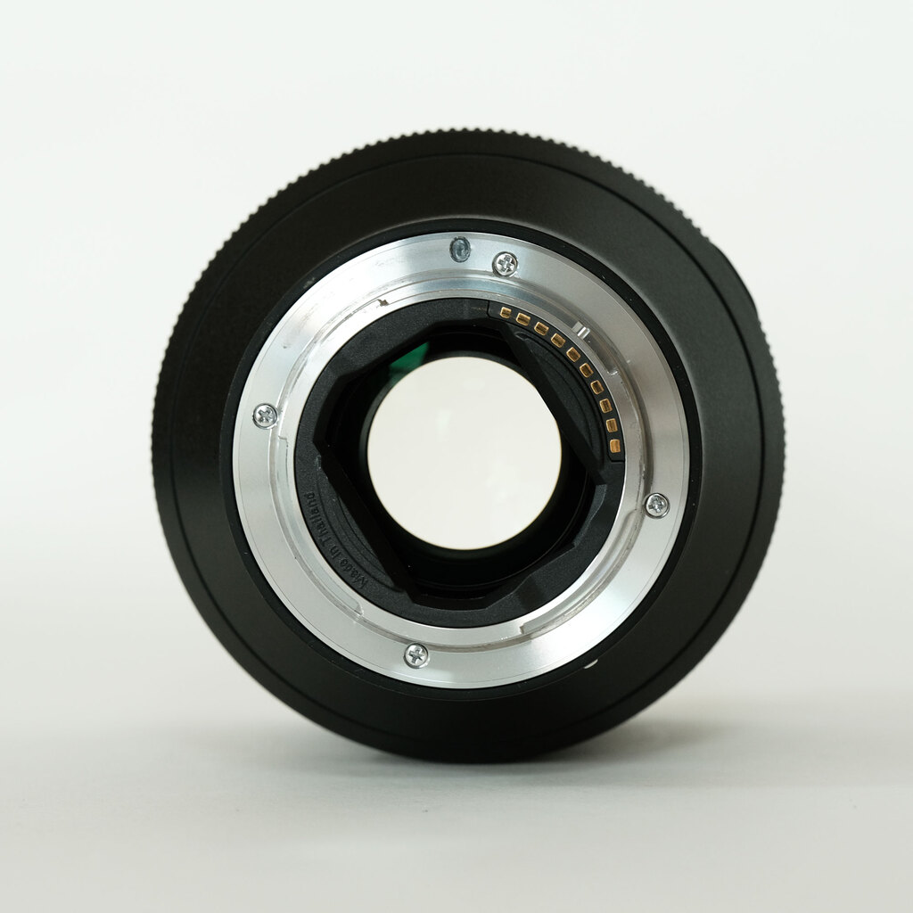 ソニー FE 85mm F1.4 GM SEL85F14GM 良品 スピード発送 SONY FE 85mm F1.4 GM SEL85F14GMの出品 | ONE SCENE（ワンシーン）