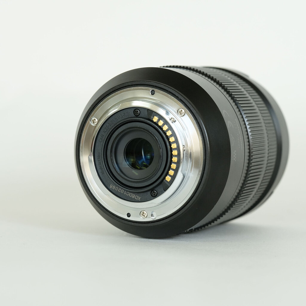 Panasonic LEICA DG VARIO-ELMARIT 12-60mm / F2.8-4.0 ASPH. / POWER O.I.S. Panasonic LEICA DG VARIO-ELMARIT 12-60mm / F2.8-4.0 ASPH. / POWER O.I.S.