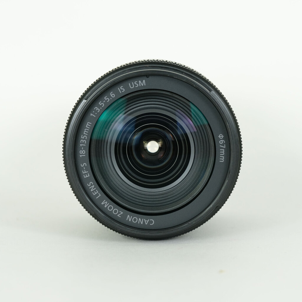 Canon EF-S18-135mm F3.5-5.6 IS USM