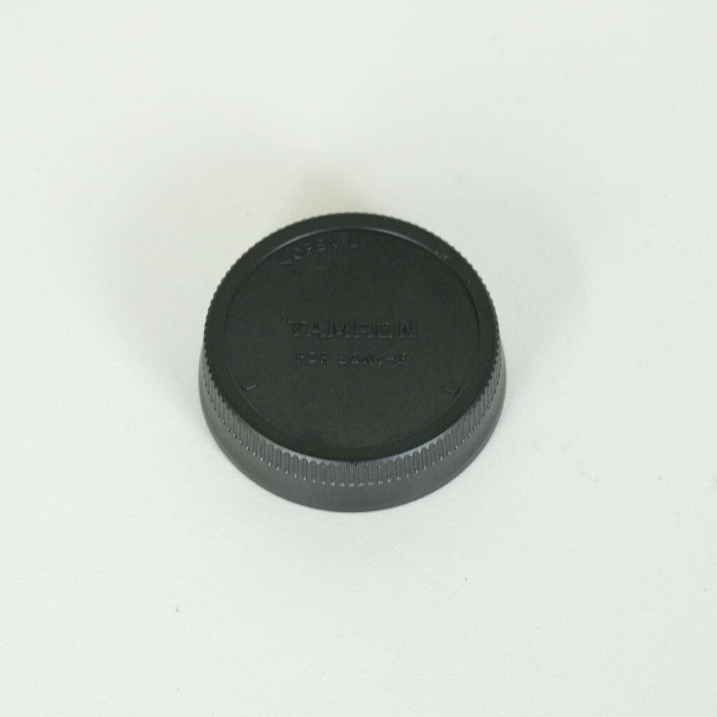 TAMRON 20mm F/2.8 Di III OSD M1:2 (Model F050) [ソニーE用]