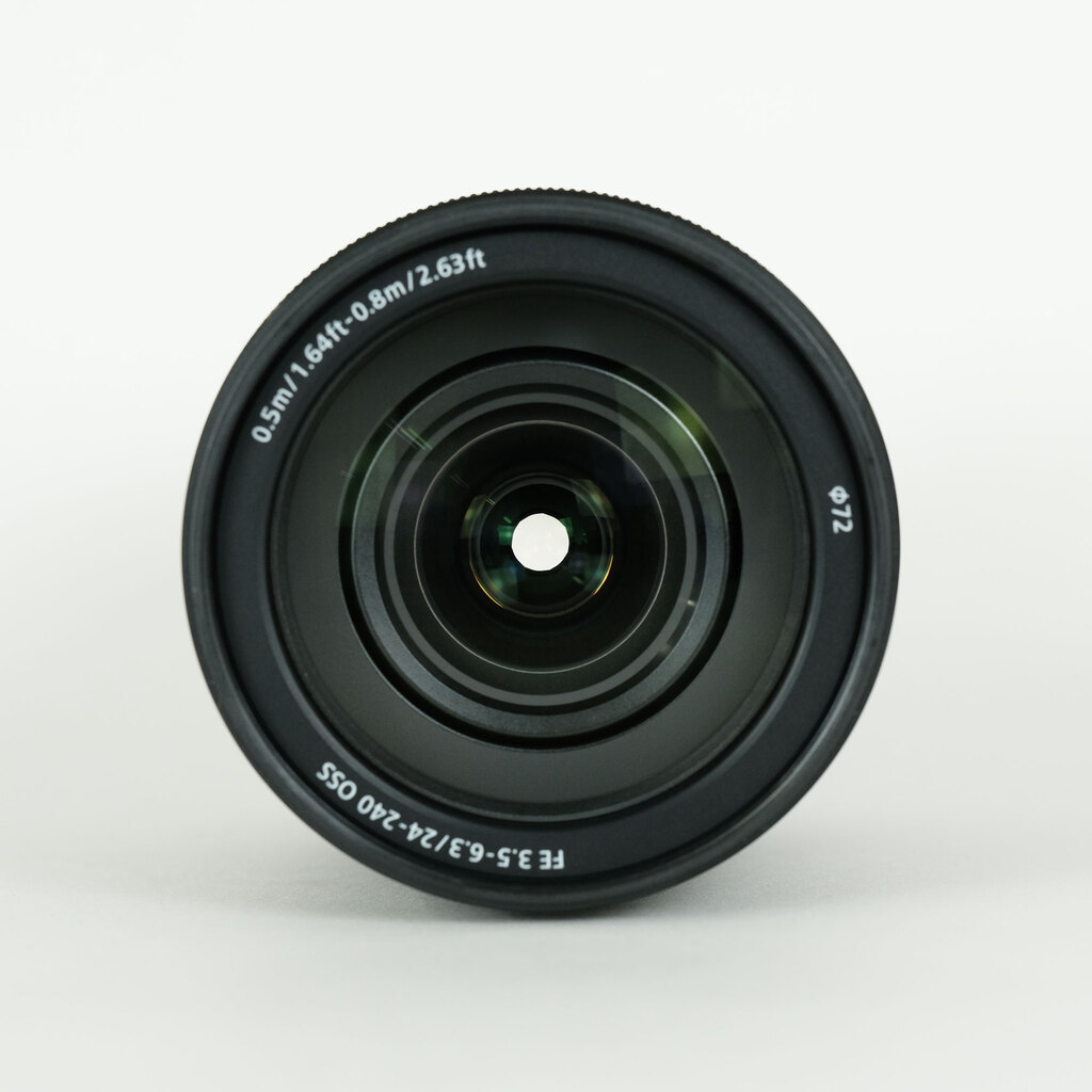 SONY FE 24-240mm F3.5-6.3 OSS SEL24240