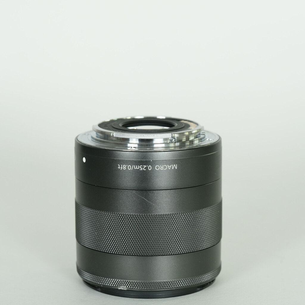 Canon EF-M18-55mm F3.5-5.6 IS STM Canon EF-M18-55mm F3.5-5.6 IS STM