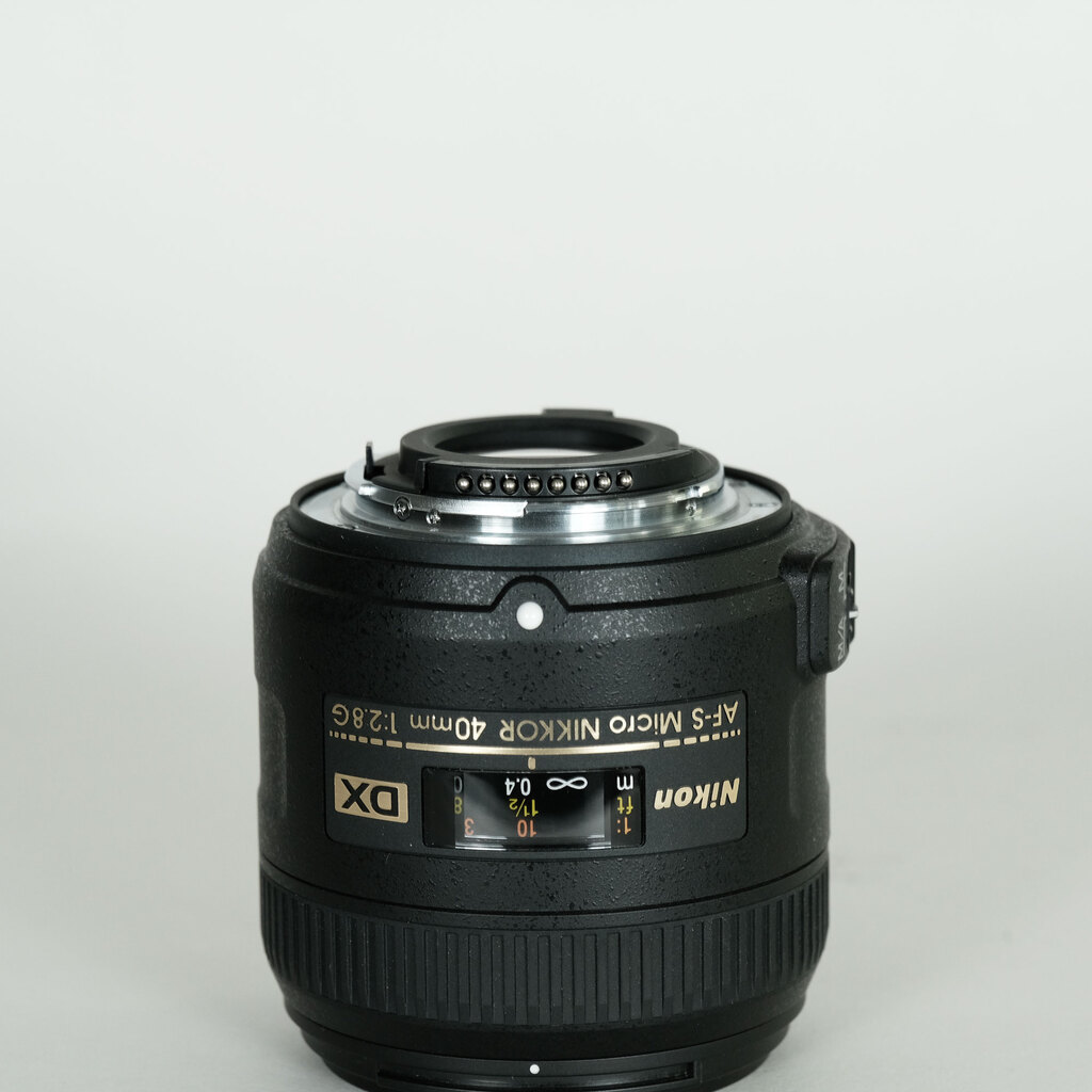 Nikon AF-S DX Micro NIKKOR 40mm f/2.8G