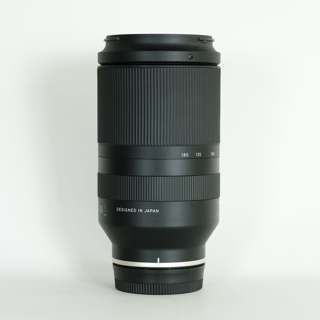 TAMRON 70-180mm F/2.8 Di III VXD (Model A056) [ ソニーE用 ]