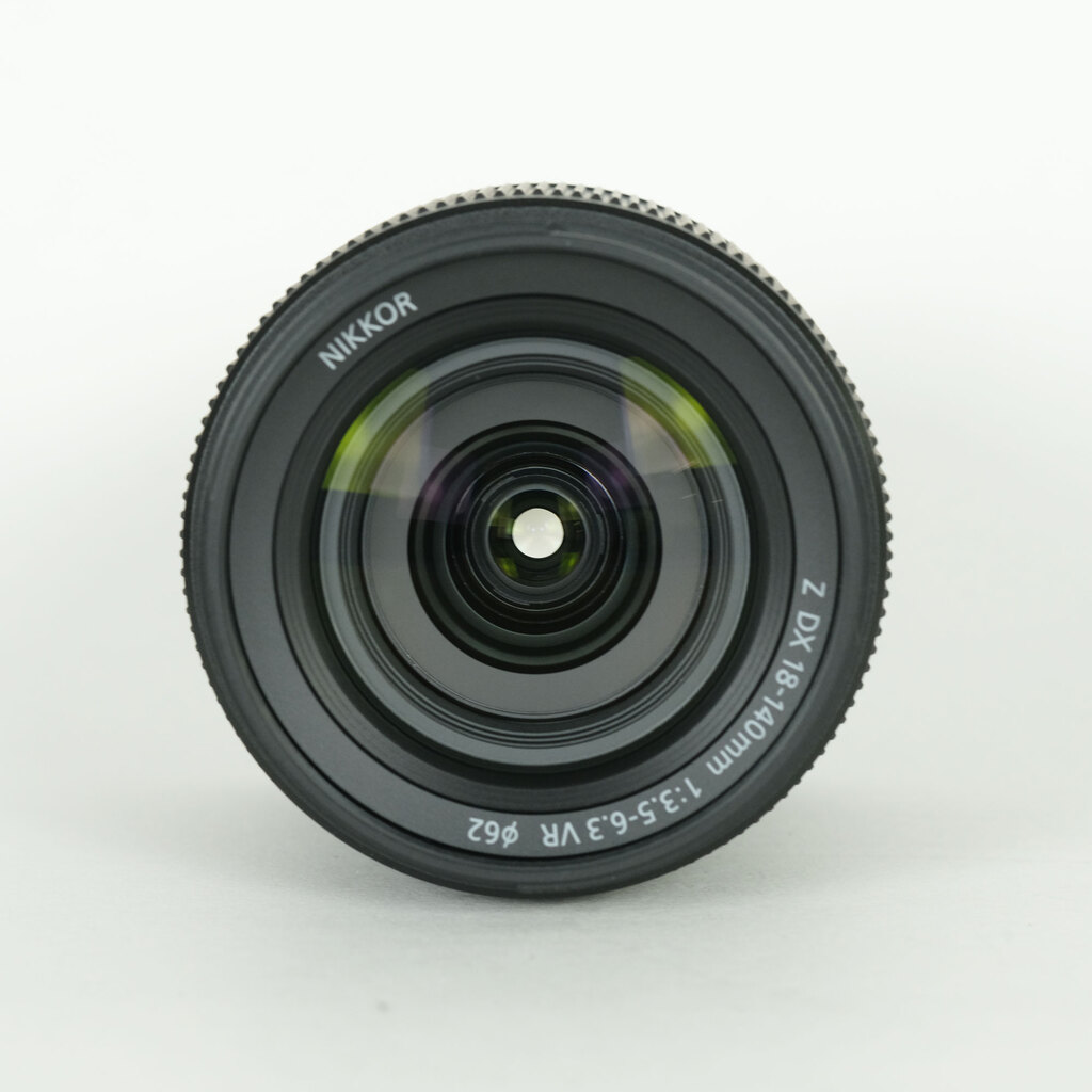Nikon NIKKOR Z DX 18-140mm f/3.5-6.3 VR Nikon NIKKOR Z DX 18-140mm f/3.5-6.3 VR