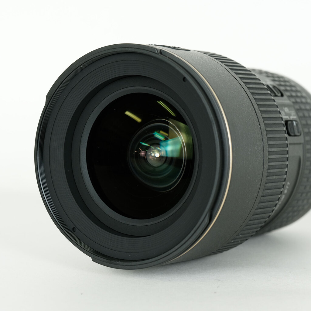 Nikon AF-S NIKKOR 16-35mm F4 G ED VR Nikon AF-S NIKKOR 16-35mm F4 G ED VR