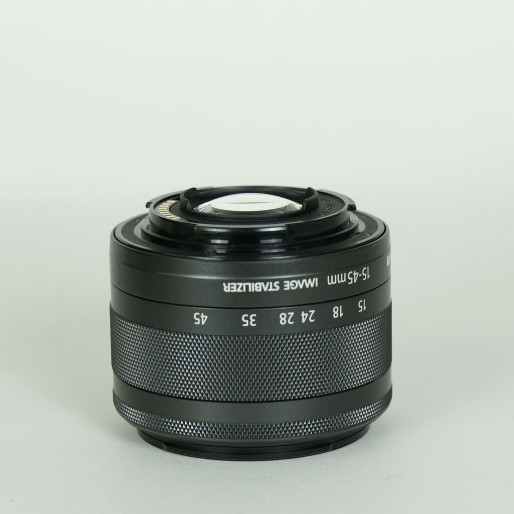 Canon EF-M15-45mm F3.5-6.3 IS STM Canon EF-M15-45mm F3.5-6.3 IS STM