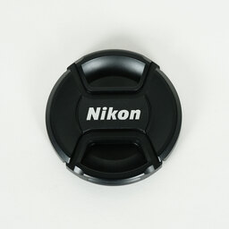 Nikon AF-S VR Zoom-Nikkor 70-300mm F4.5-5.6G IF-ED Nikon AF-S VR Zoom-Nikkor 70-300mm F4.5-5.6G IF-ED