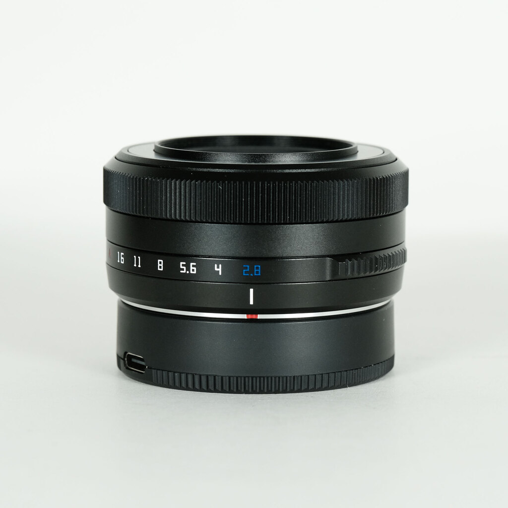 TTArtisan AF 27mm f/2.8 (T) [チタンブラック] 中古価格比較