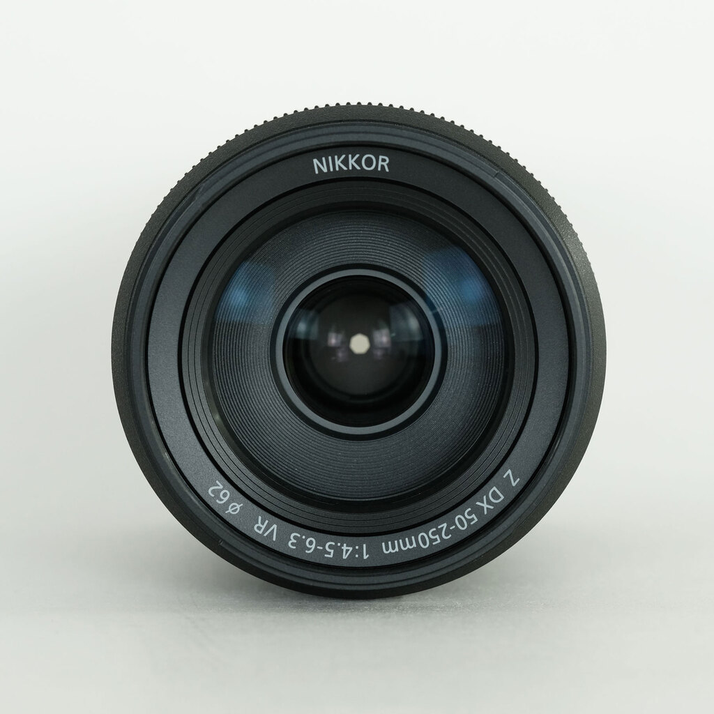 Nikon NIKKOR Z DX 50-250mm f/4.5-6.3 VR Nikon NIKKOR Z DX 50-250mm f/4.5-6.3 VR