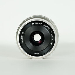 OLYMPUS M.ZUIKO DIGITAL 17mm F1.8