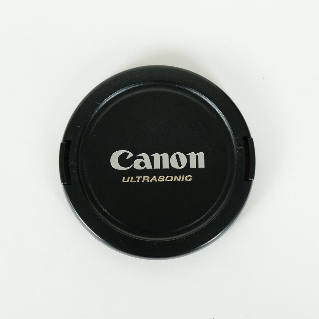 Canon EF24-70mm F2.8L USM Canon EF24-70mm F2.8L USM