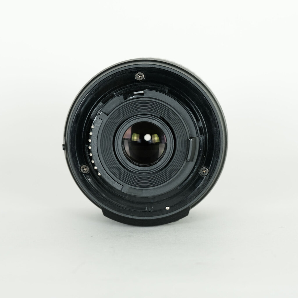 Nikon AF-S DX NIKKOR 18-55mm f3.5-5.6G VR II