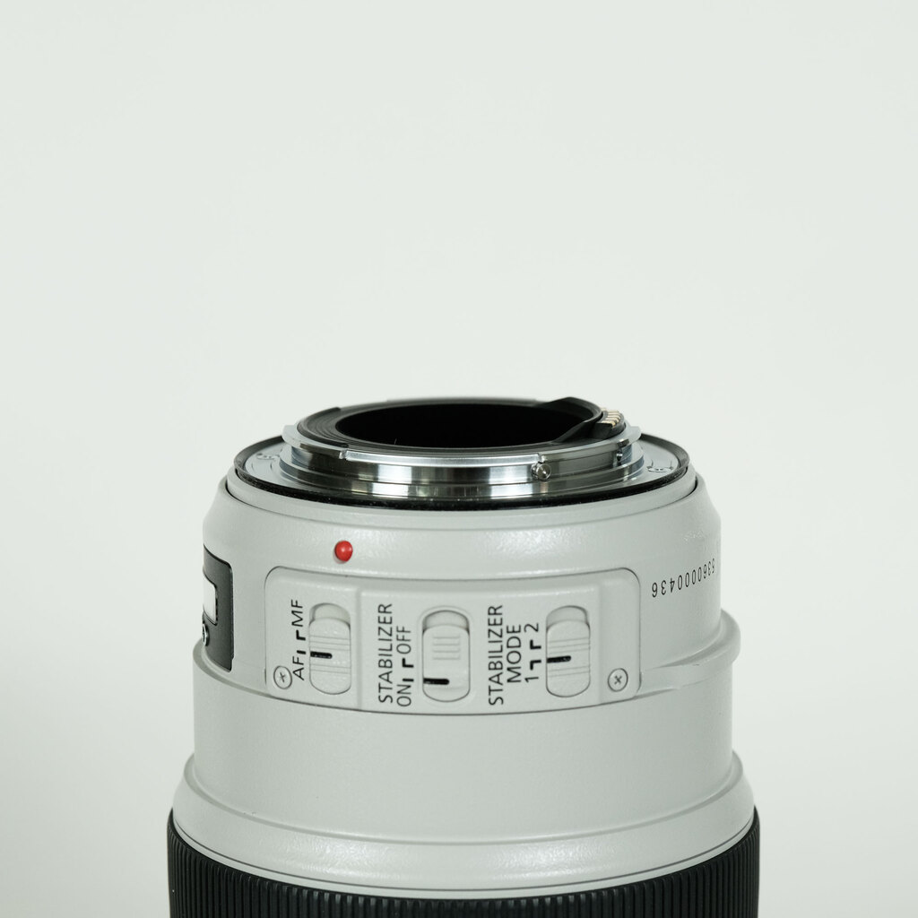 Canon EF70-300mm F4-5.6L IS USM Canon EF70-300mm F4-5.6L IS USM