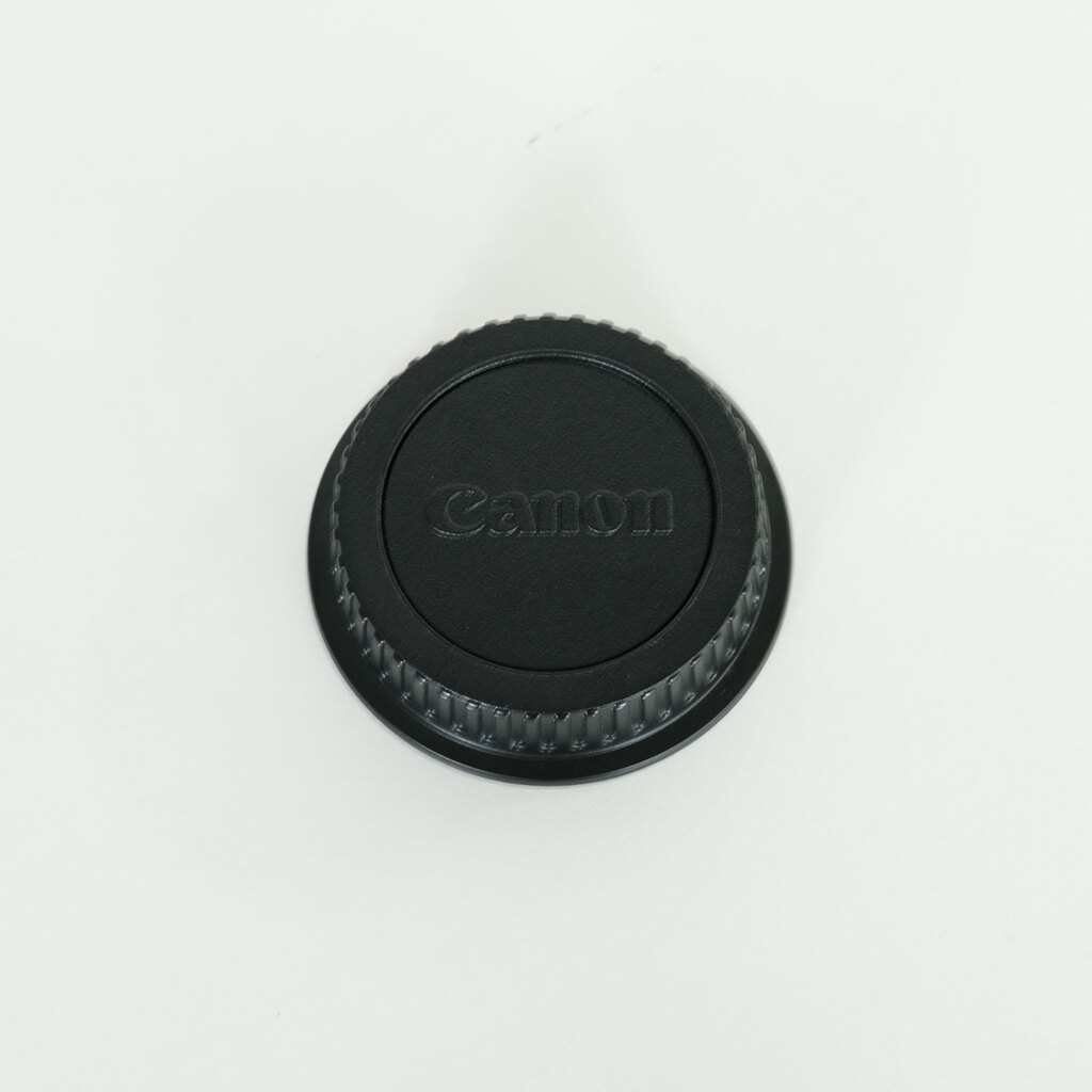 Canon EF-S10-18mm F4.5-5.6 IS STM