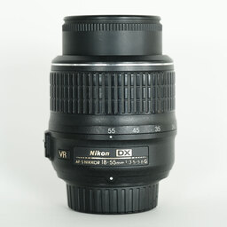 Nikon AF-S DX NIKKOR 18-55mm F3.5-5.6 G VR Nikon AF-S DX NIKKOR 18-55mm F3.5-5.6 G VR