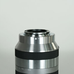 SONY E18-200mm F3.5-6.3 OSS SEL18200