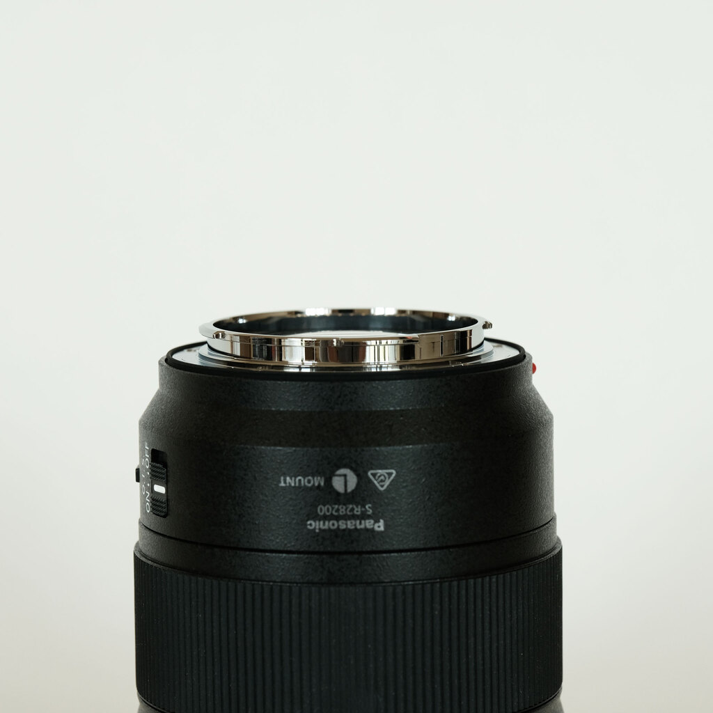 Panasonic LUMIX S 28-200mm F4-7.1 MACRO O.I.S. Panasonic LUMIX S 28-200mm F4-7.1 MACRO O.I.S.