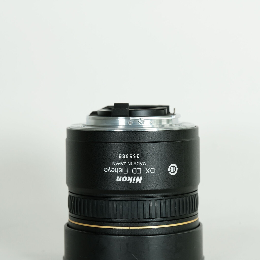 Nikon AF DX Fisheye-Nikkor 10.5mm F2.8G ED Nikon AF DX Fisheye-Nikkor 10.5mm F2.8G ED