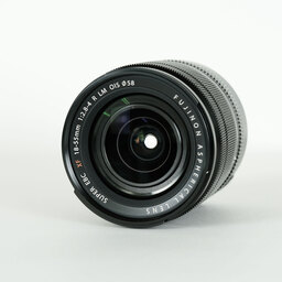 FUJIFILM XF18-55mmF2.8-4 R LM OIS FUJIFILM XF18-55mmF2.8-4 R LM OIS