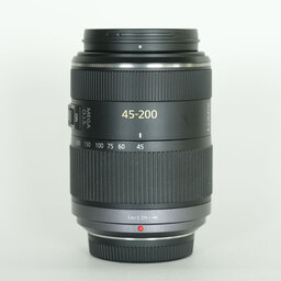 Panasonic LUMIX G VARIO 45-200mm F4.0-F5.6 MEGA O.I.S. H-FS045200