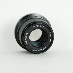 TTArtisan 35mm f/1.4 C [フジフイルムX用]