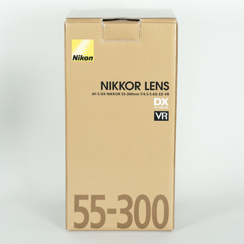 Nikon AF-S DX NIKKOR 55-300mm F4.5-5.6G ED VR Nikon AF-S DX NIKKOR 55-300mm F4.5-5.6G ED VR