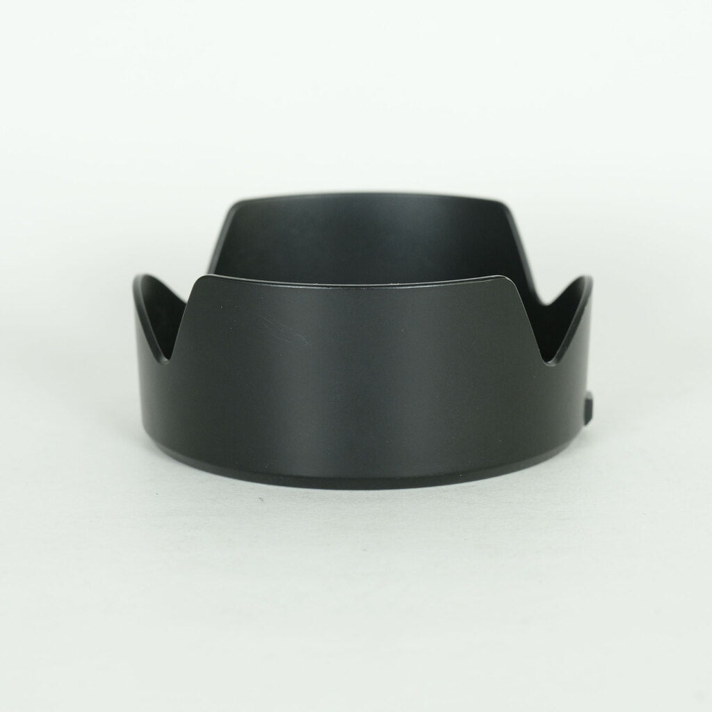 Canon EF-S18-135mm F3.5-5.6 IS USM Canon EF-S18-135mm F3.5-5.6 IS USM