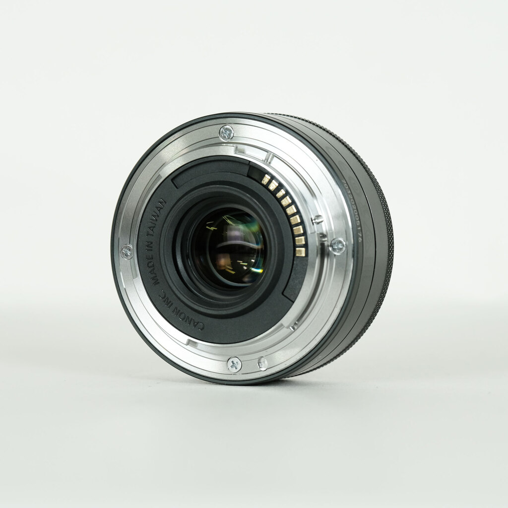 Canon EF-M22mm F2 STM