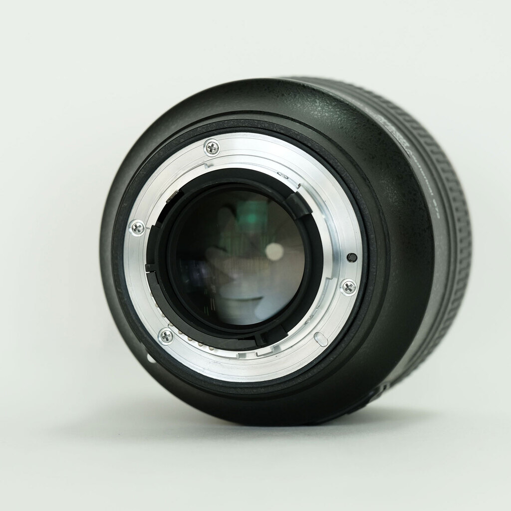 Nikon AF-S NIKKOR 58mm f/1.4G Nikon AF-S NIKKOR 58mm f/1.4G