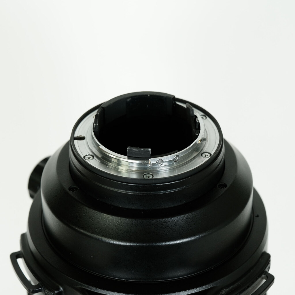 Nikon AF-S VR 300mm F2.8 G ED(IF)