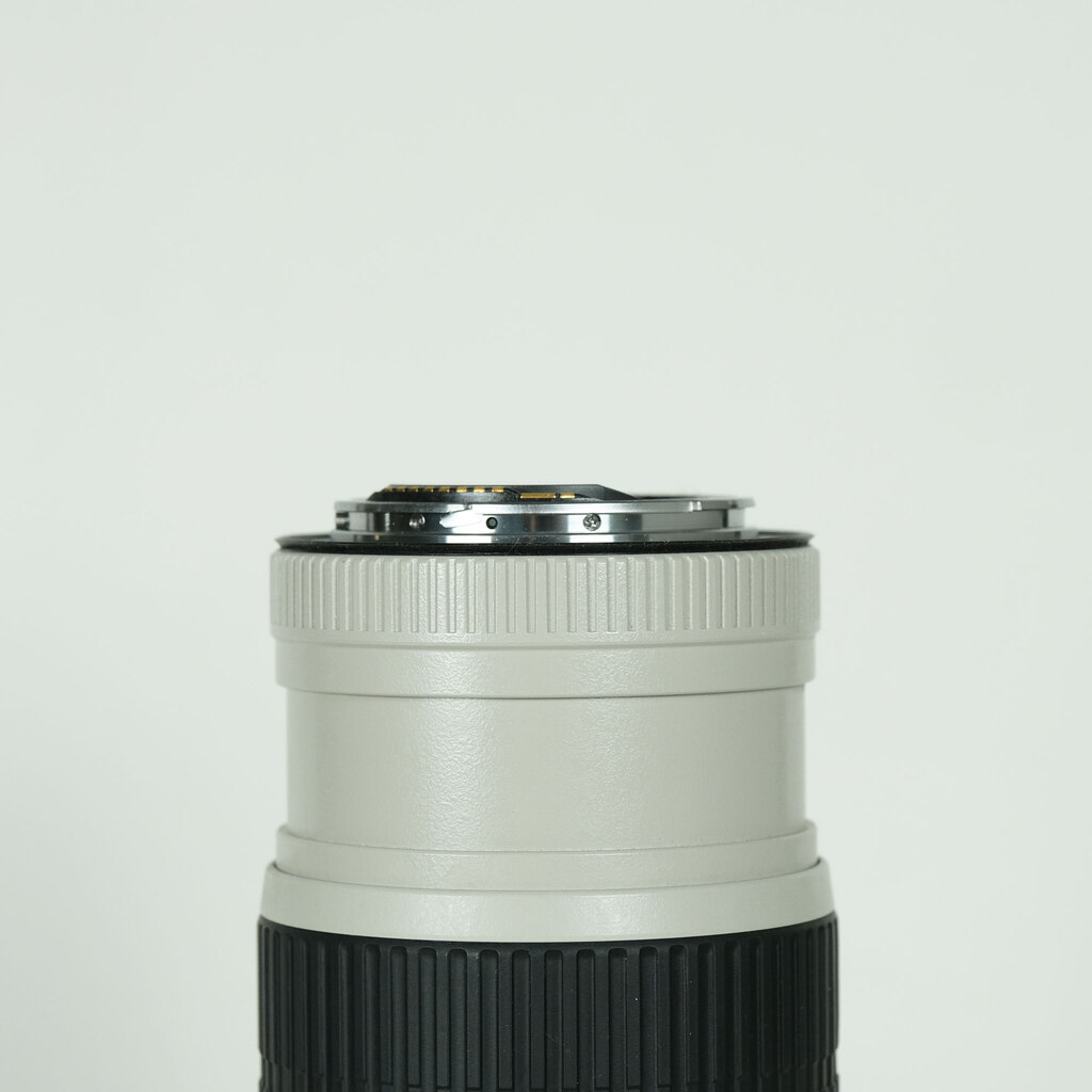 Canon EF70-200mm F4L IS USM Canon EF70-200mm F4L IS USM