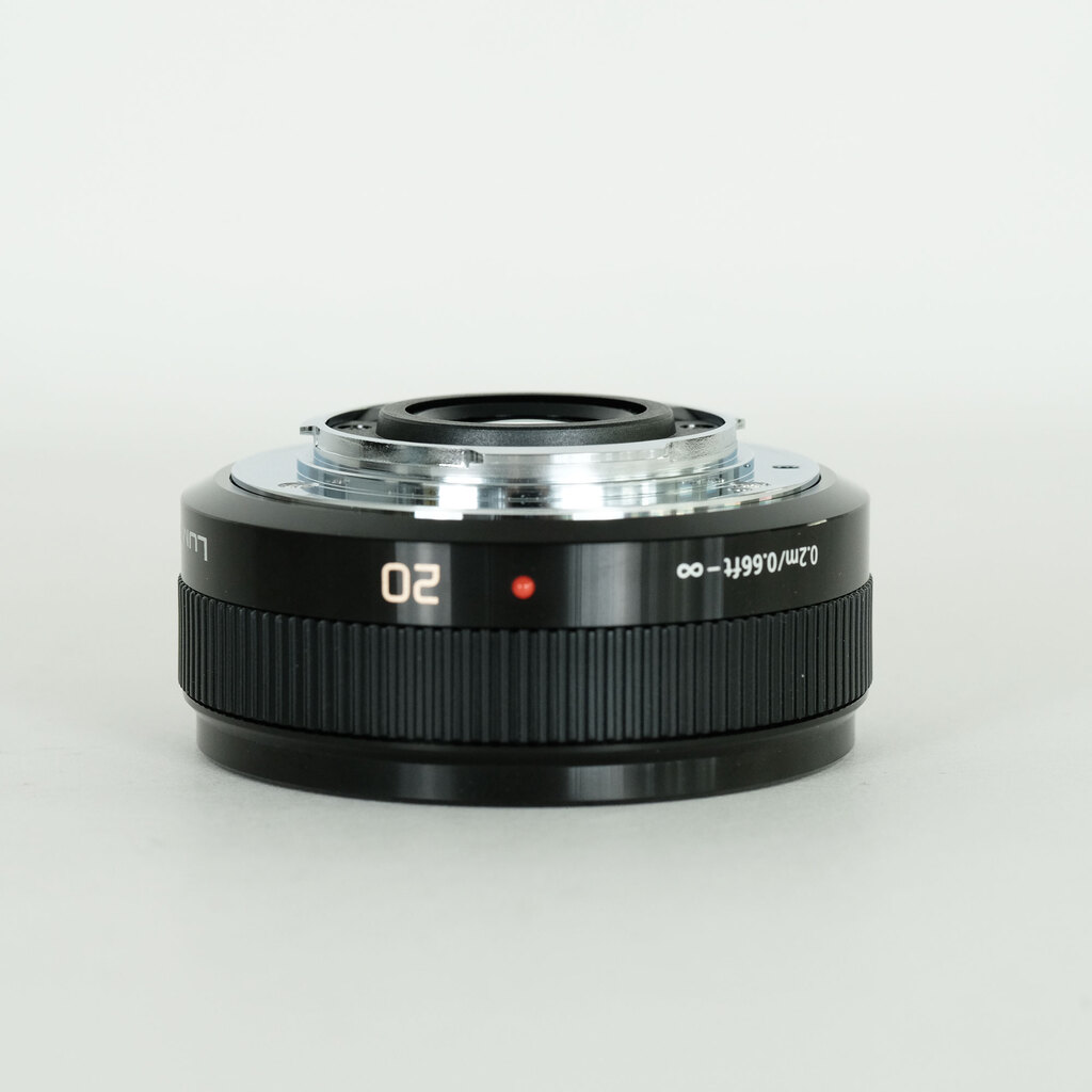 Panasonic LUMIX G 20mm F1.7 II ASPH. Panasonic LUMIX G 20mm F1.7 II ASPH.