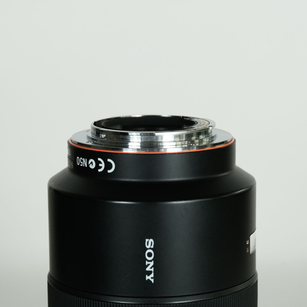 SONY 70-300mm F4.5-5.6 G SSM SAL70300G SONY 70-300mm F4.5-5.6 G SSM SAL70300G