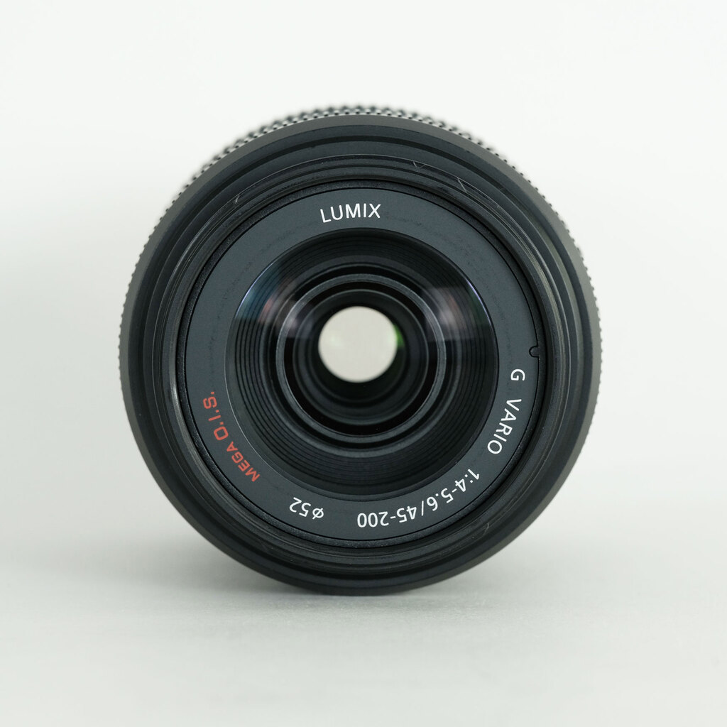 Panasonic LUMIX G VARIO 45-200mm F4.0-F5.6 MEGA O.I.S. H-FS045200 Panasonic LUMIX G VARIO 45-200mm F4.0-F5.6 MEGA O.I.S. H-FS045200