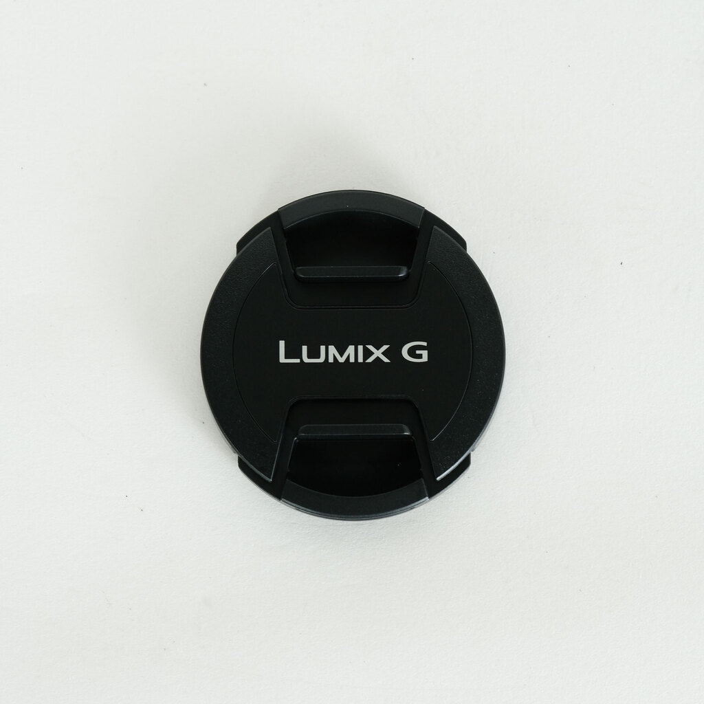 Panasonic LUMIX G VARIO 35-100mm / F4.0-5.6 ASPH. / MEGA O.I.S. Panasonic LUMIX G VARIO 35-100mm / F4.0-5.6 ASPH. / MEGA O.I.S.