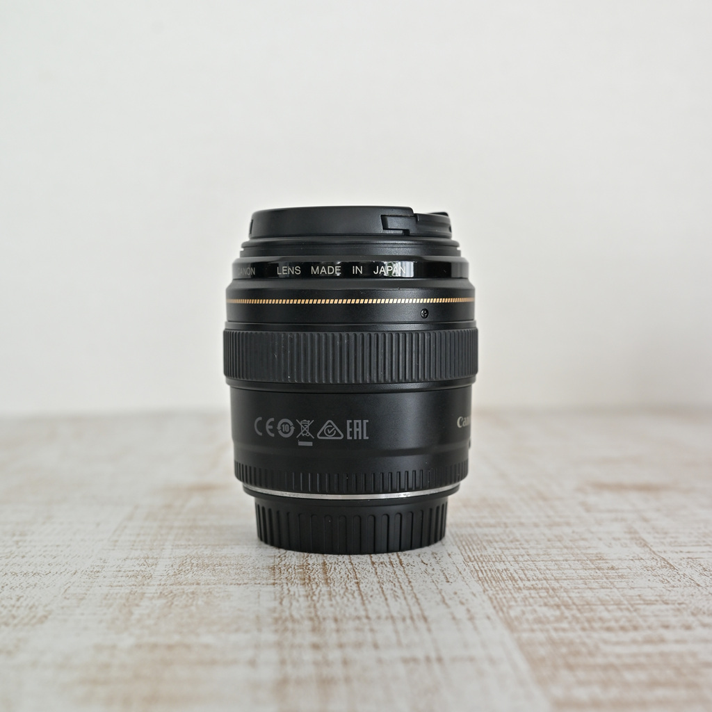 Canon EF85mm F1.8 USM Canon EF85mm F1.8 USM